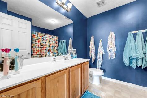 2663 Ambridge Drive Avon OH 44011