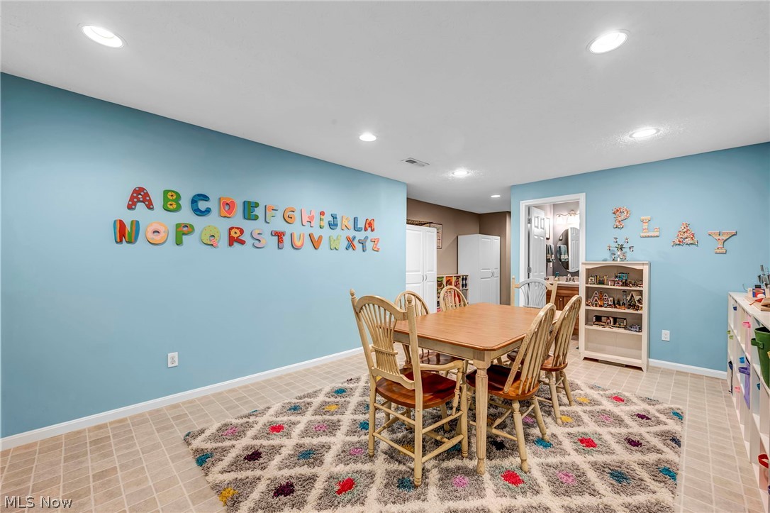 2663 Ambridge Drive Avon OH 44011