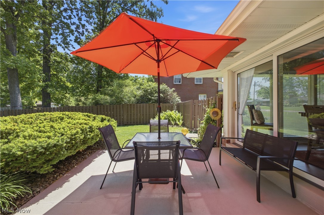 277 Marwood Drive SE Warren OH 44484