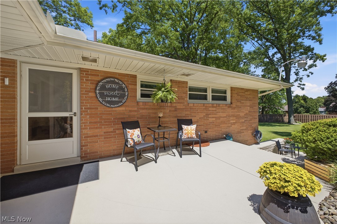 277 Marwood Drive SE Warren OH 44484