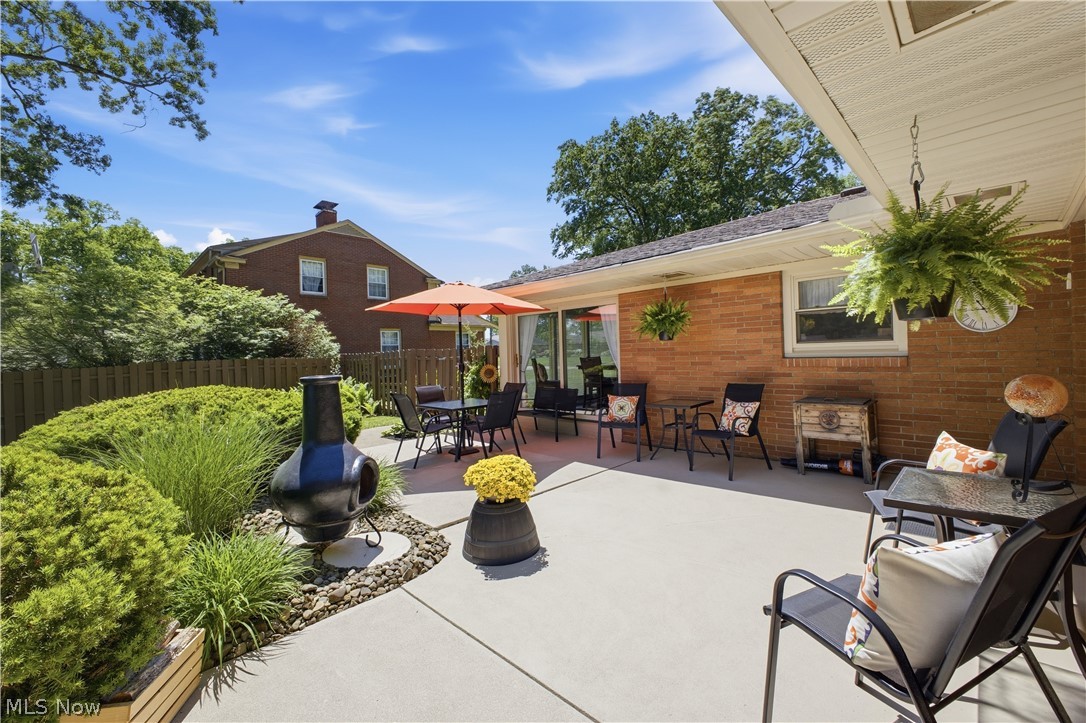 277 Marwood Drive SE Warren OH 44484