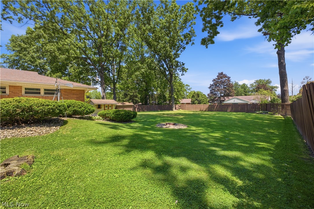 277 Marwood Drive SE Warren OH 44484