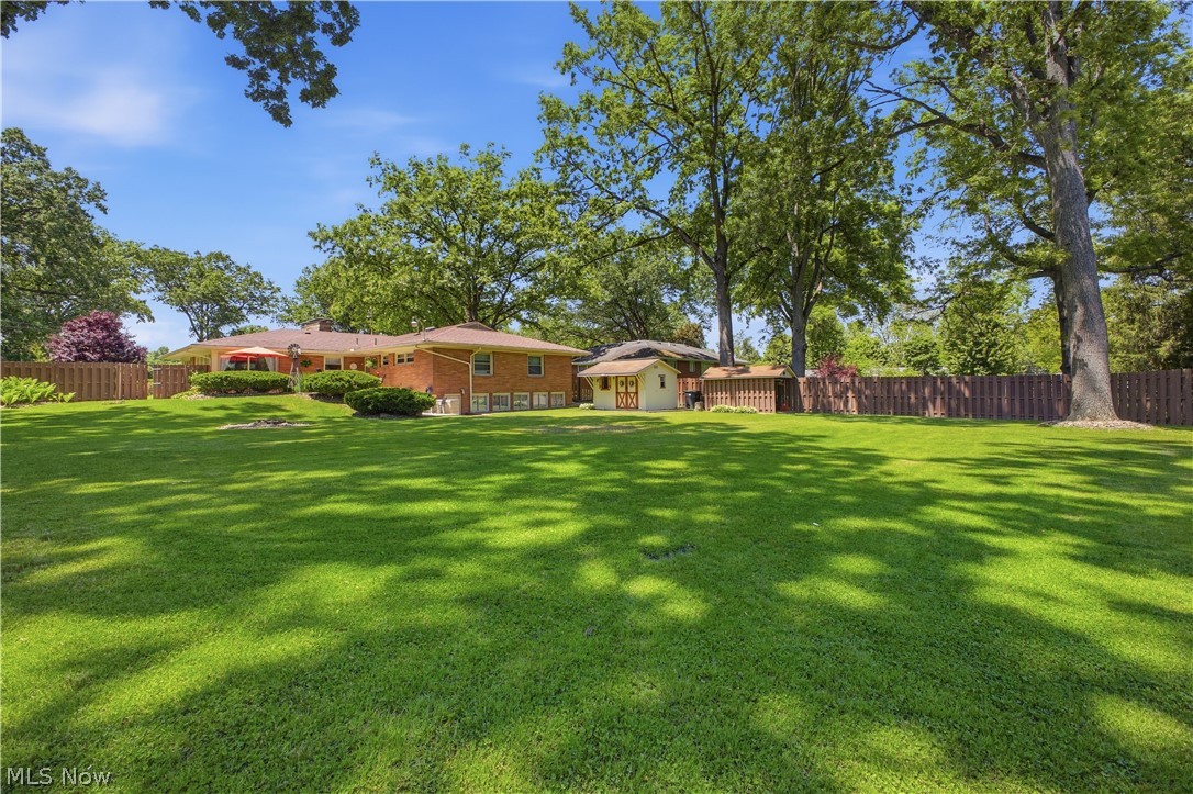 277 Marwood Drive SE Warren OH 44484