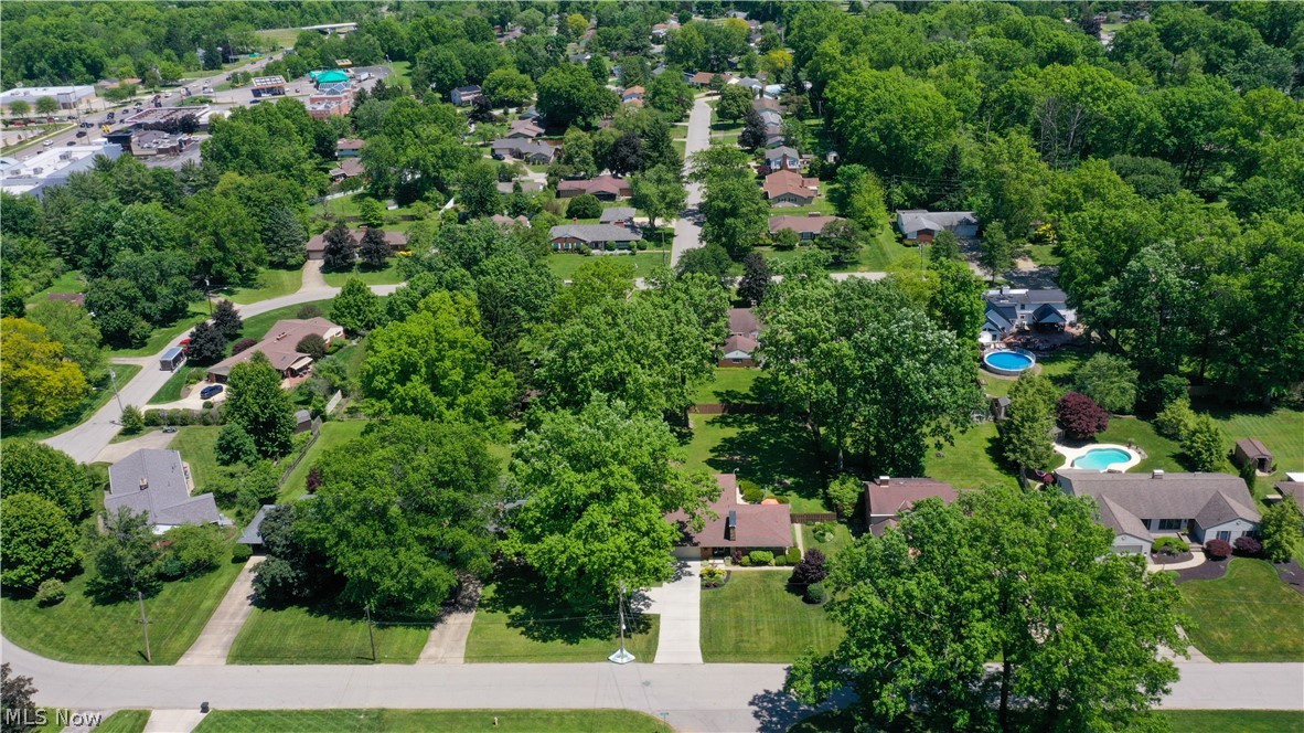 277 Marwood Drive SE Warren OH 44484