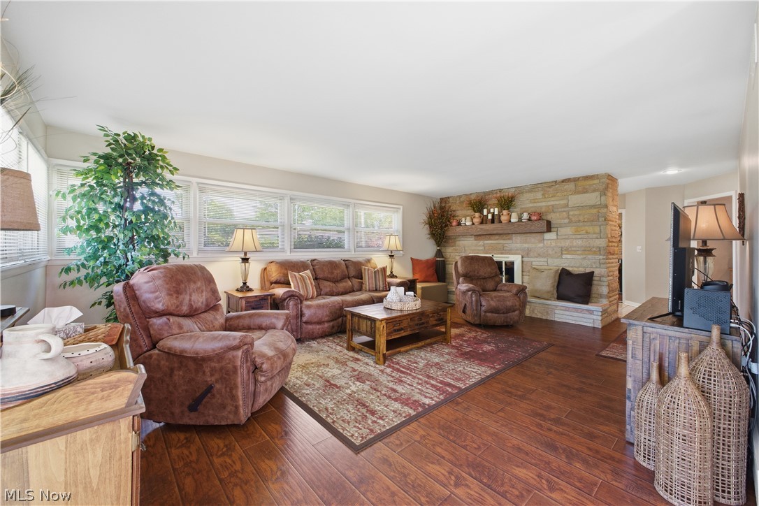 277 Marwood Drive SE Warren OH 44484