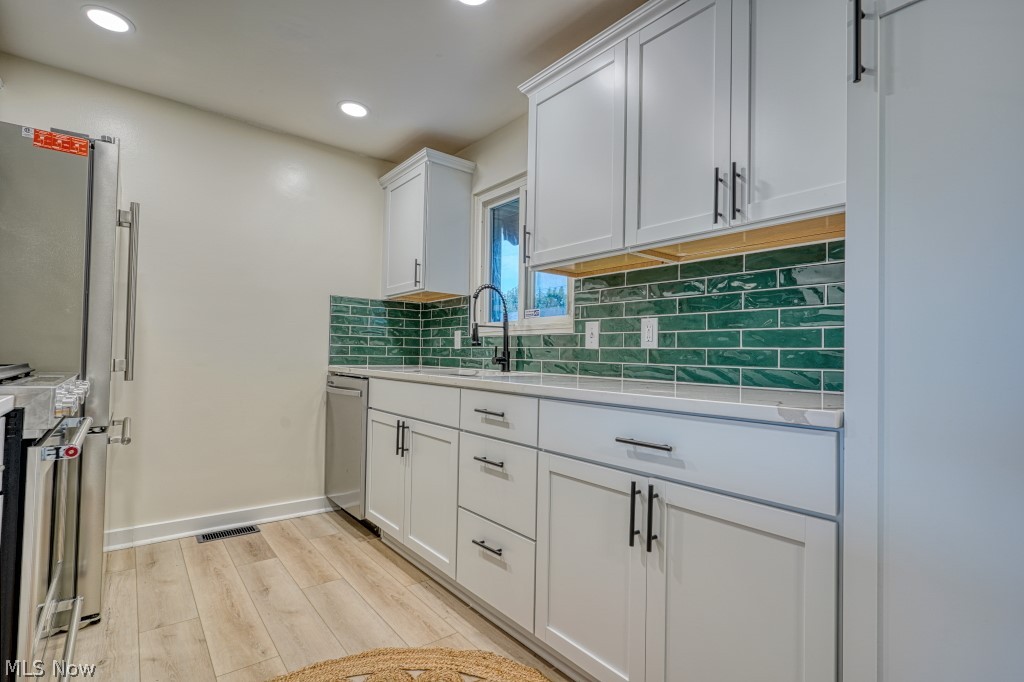 15713 Holland Road Brook Park OH 44142
