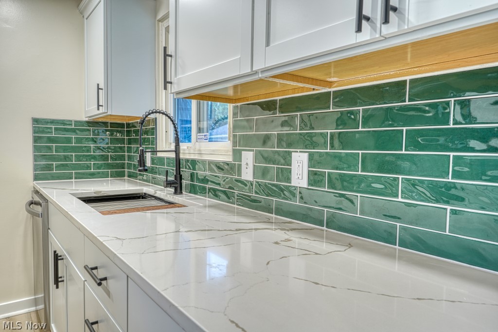 15713 Holland Road Brook Park OH 44142
