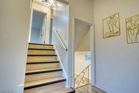 15713 Holland Road Brook Park OH 44142