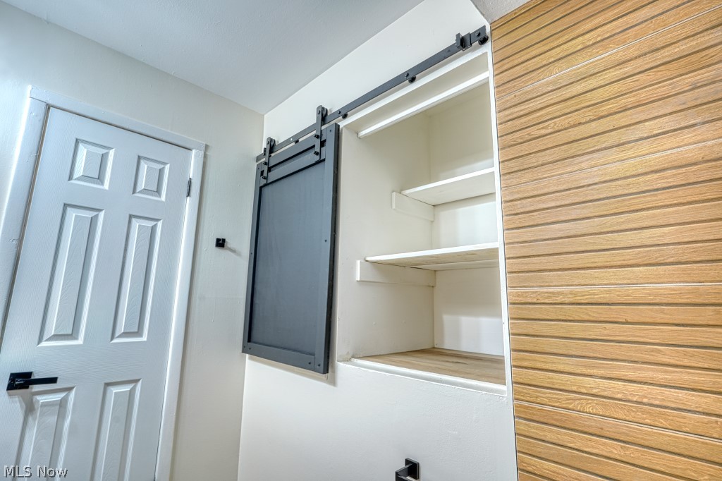 15713 Holland Road Brook Park OH 44142