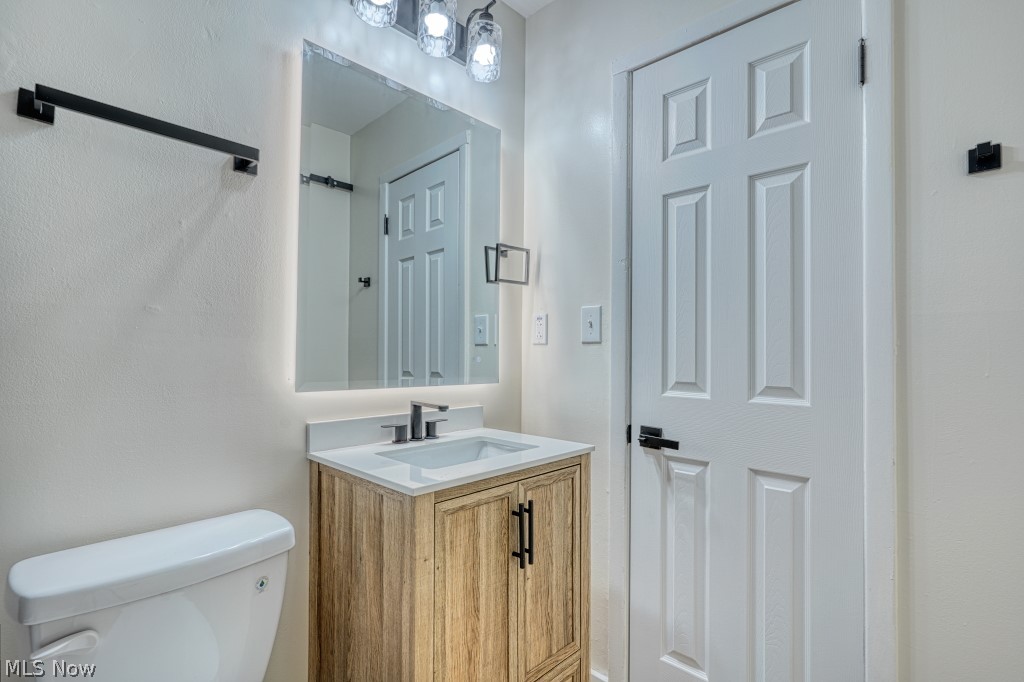15713 Holland Road Brook Park OH 44142
