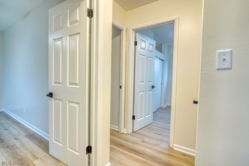 15713 Holland Road Brook Park OH 44142