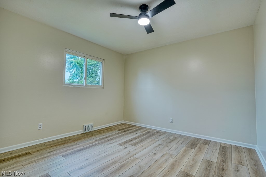 15713 Holland Road Brook Park OH 44142