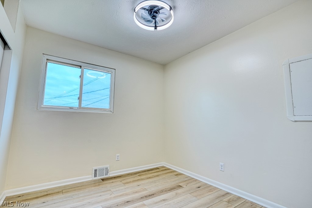 15713 Holland Road Brook Park OH 44142