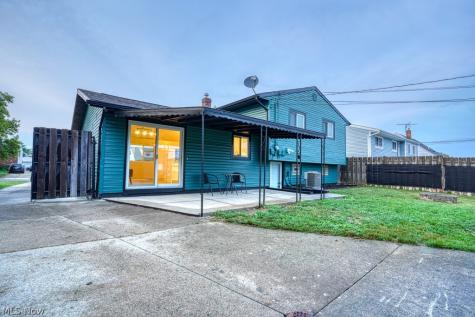 15713 Holland Road Brook Park OH 44142