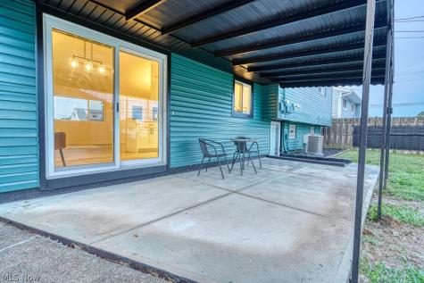 15713 Holland Road Brook Park OH 44142
