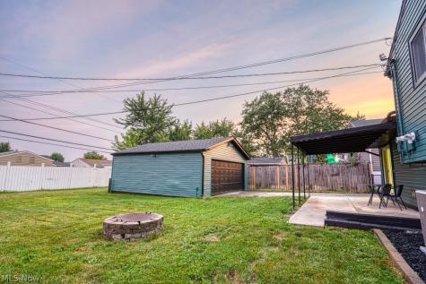 15713 Holland Road Brook Park OH 44142
