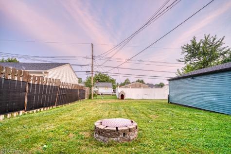 15713 Holland Road Brook Park OH 44142