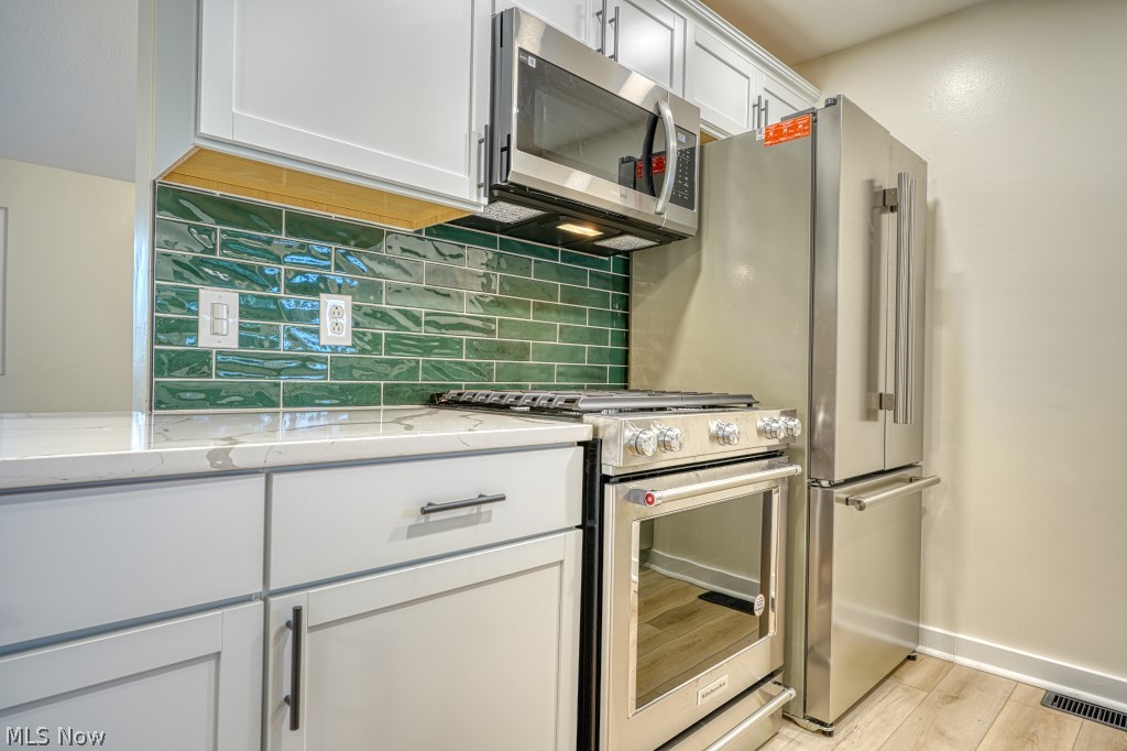 15713 Holland Road Brook Park OH 44142