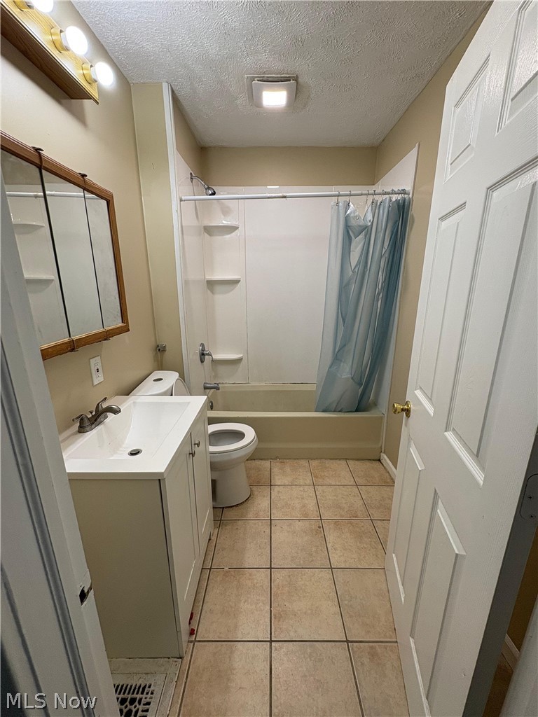581 E 114th Street Cleveland OH 44108