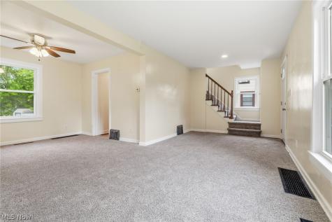 445 Oak Avenue Alliance OH 44601