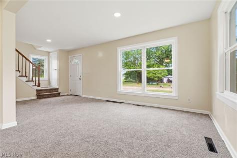 445 Oak Avenue Alliance OH 44601