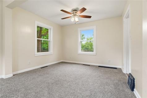 445 Oak Avenue Alliance OH 44601