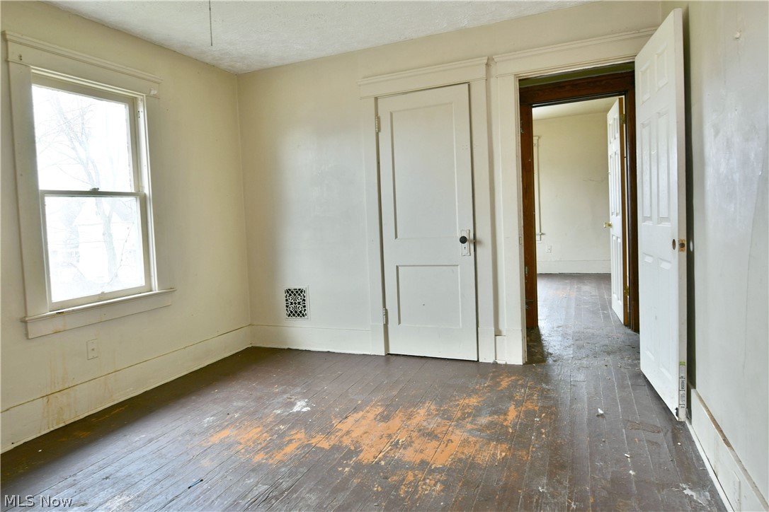 642 St Clair Avenue Warren OH 44483