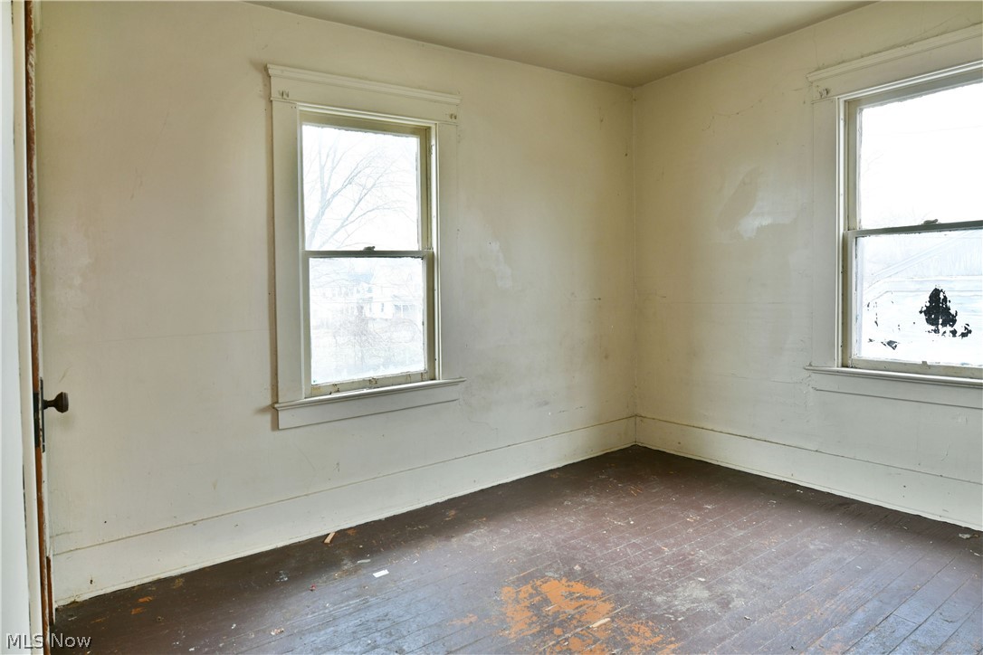 642 St Clair Avenue Warren OH 44483