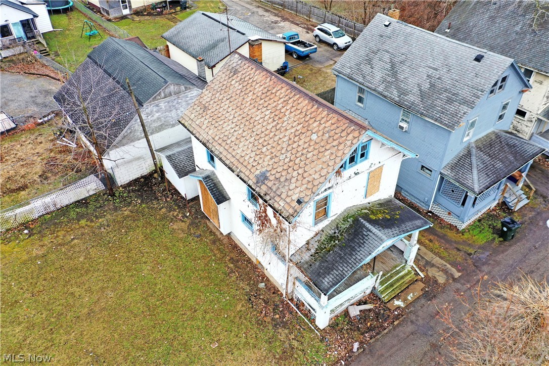 642 St Clair Avenue Warren OH 44483