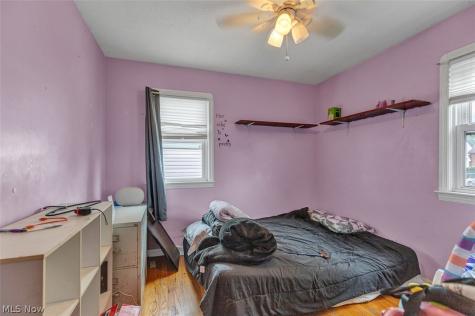 4427 Albertly Avenue Parma OH 44134