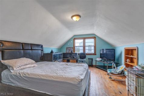 4427 Albertly Avenue Parma OH 44134