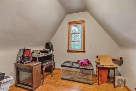 4427 Albertly Avenue Parma OH 44134