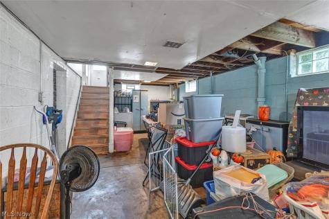 4427 Albertly Avenue Parma OH 44134