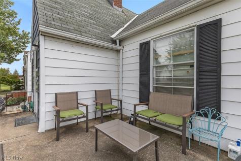 4427 Albertly Avenue Parma OH 44134