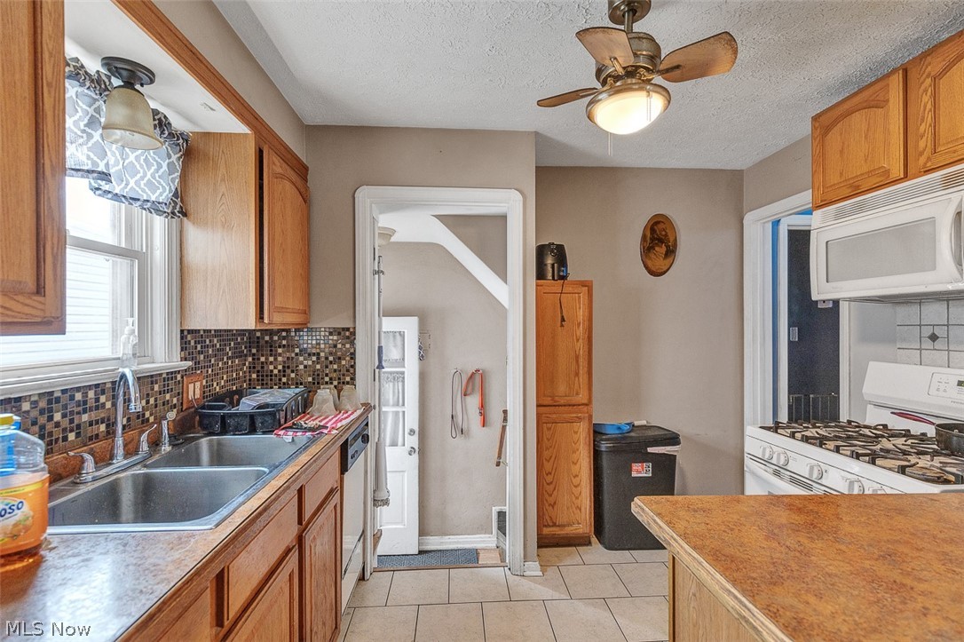 4427 Albertly Avenue Parma OH 44134