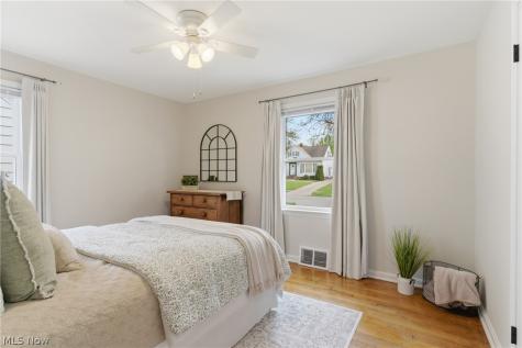 5175 Cheltenham Boulevard Lyndhurst OH 44124