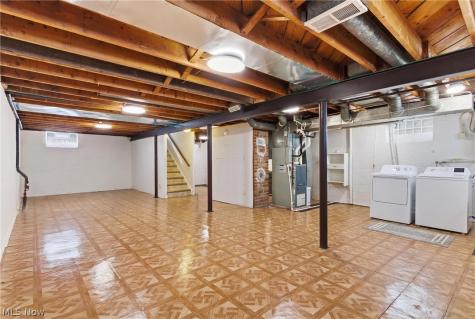5175 Cheltenham Boulevard Lyndhurst OH 44124