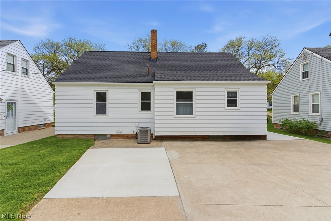 5175 Cheltenham Boulevard Lyndhurst OH 44124