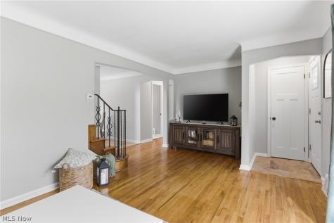 5175 Cheltenham Boulevard Lyndhurst OH 44124
