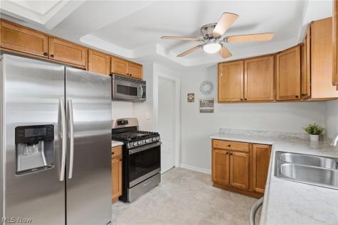 5175 Cheltenham Boulevard Lyndhurst OH 44124