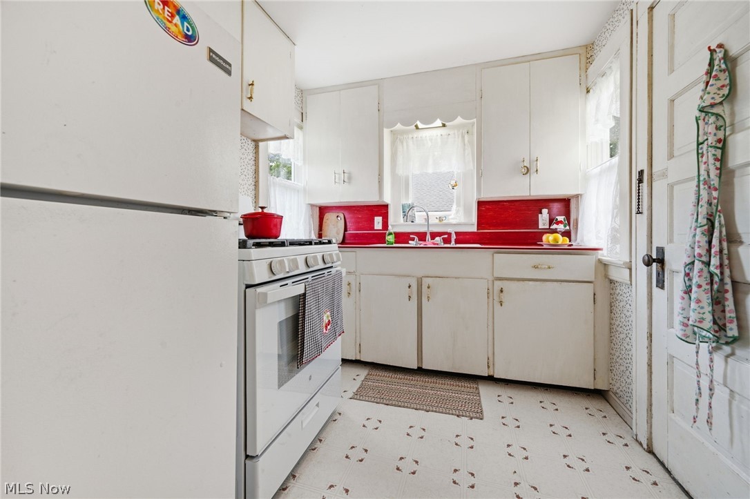 127 Avon Belden Road Avon Lake OH 44012