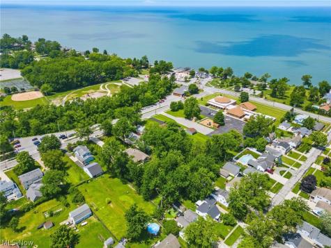 127 Avon Belden Road Avon Lake OH 44012