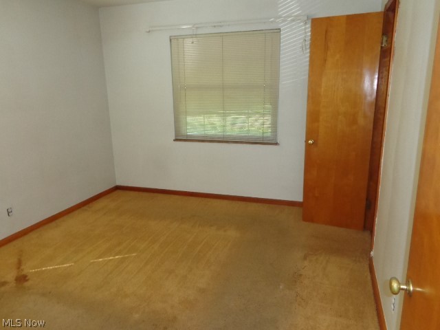 6237 Chestnut Hills Drive Parma OH 44129