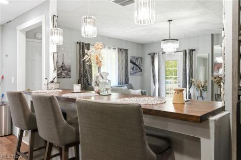 622 Riverside Boulevard Eastlake OH 44095