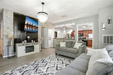 622 Riverside Boulevard Eastlake OH 44095