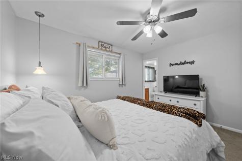 9011 Roedean Drive Parma OH 44129