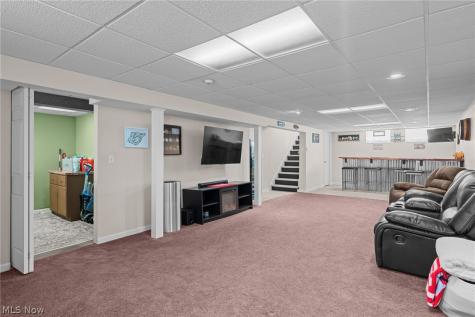 9011 Roedean Drive Parma OH 44129