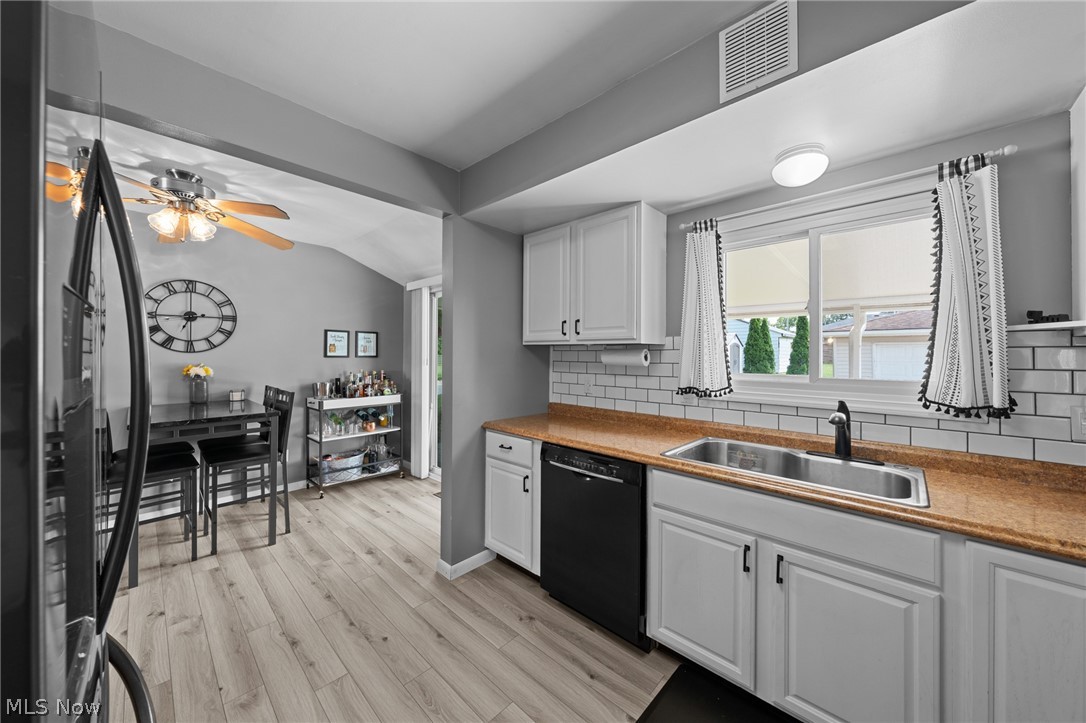 9011 Roedean Drive Parma OH 44129