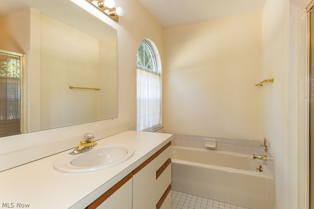 6064 Cabot Court Mentor OH 44060
