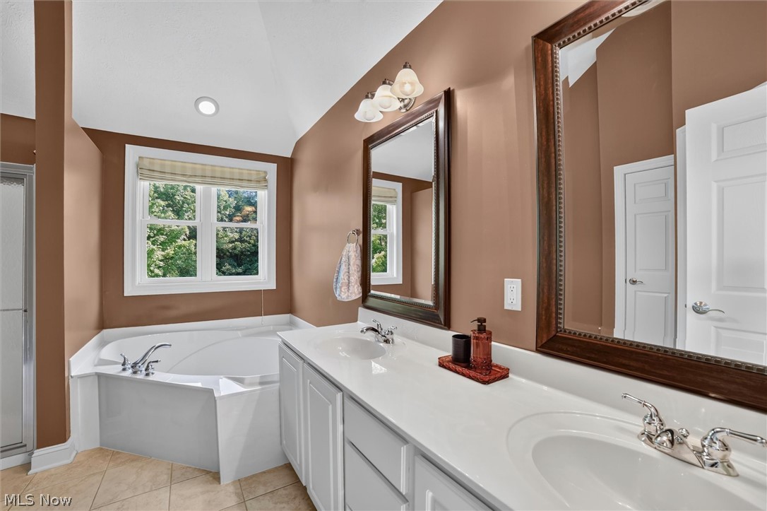 9336 W Hampton Drive North Royalton OH 44133